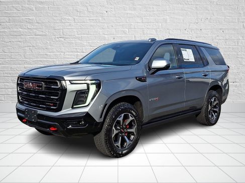 Used 2025 GMC Yukon AT4 Ultimate w/ LPO, Floor Liner Package image 3