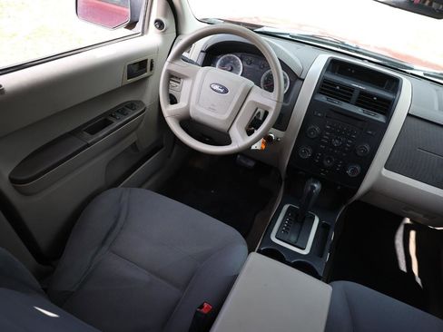 Used 2008 Ford Escape XLS FWD image 20