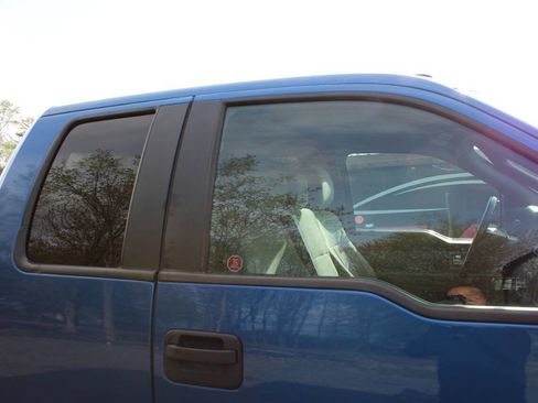 Used 2011 Ford F150 XLT w/ XLT Convenience Pkg image 29