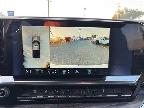 Used 2024 Chevrolet Silverado 2500 LTZ w/ LTZ Premium Package image 23