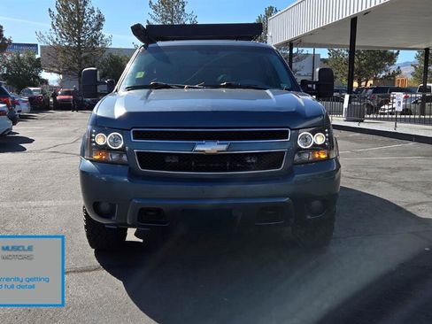Used 2010 Chevrolet Suburban 2500 LS w/ Skid Plate Package image 4