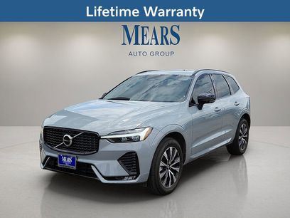 New 2025 Volvo XC60 B5 Core w/ Climate Package