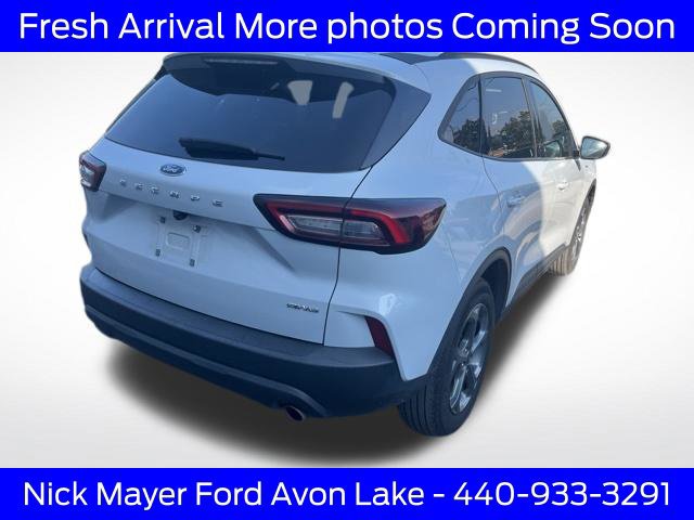 Used 2025 Ford Escape ST-Line Select AWD/4WD image 6