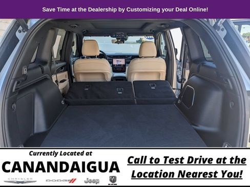 Used 2022 Jeep Grand Cherokee Limited 4xe w/ Luxury Tech Group II AWD/4WD image 34
