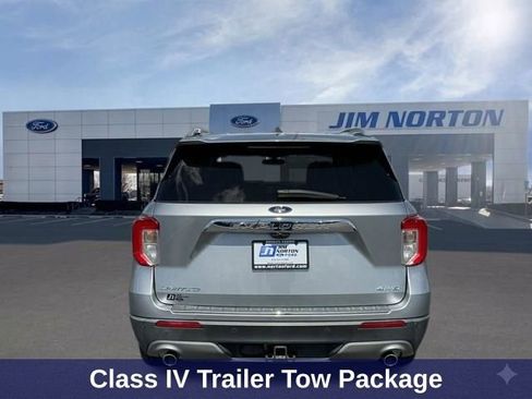 Used 2022 Ford Explorer Limited w/ Equipment Group 301A AWD/4WD image 6