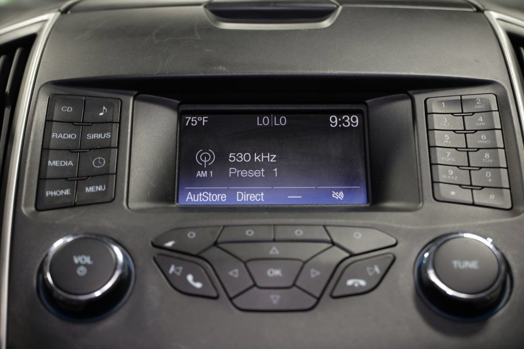 Used 2017 Ford Edge SEL FWD image 40