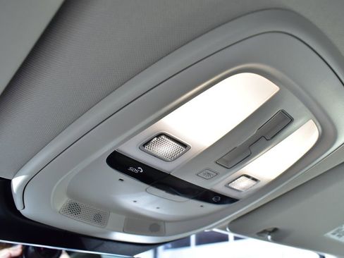 Used 2023 Volvo XC60 T8 Plus w/ Climate Package image 24