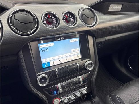 Used 2017 Ford Mustang GT Premium w/ GT Performance Package RWD image 12