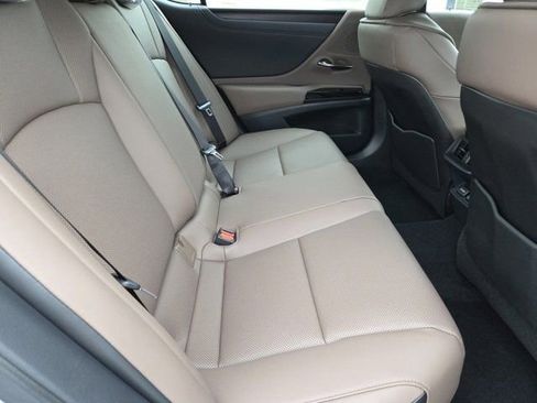 New 2025 Lexus ES 350 350 image 6