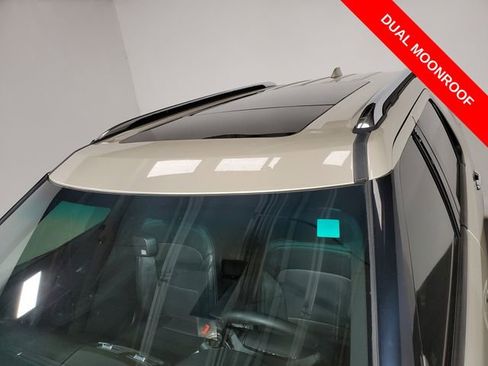 Used 2017 Ford Explorer Limited w/ Equipment Group 301A image 8