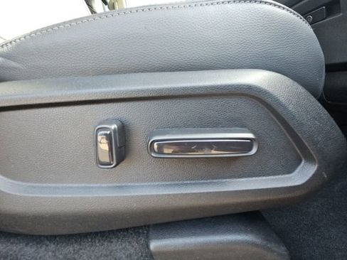 Certified 2023 Honda Pilot Touring image 16