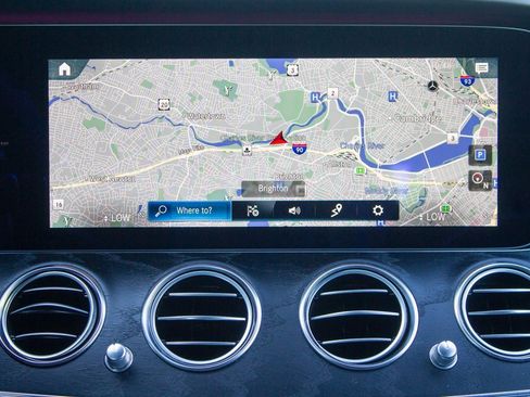 Used 2021 Mercedes-Benz E 63 AMG S image 17