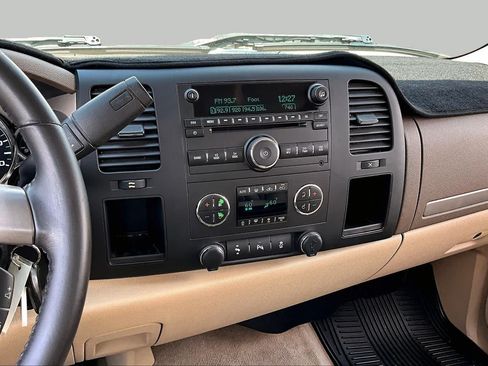 Used 2012 Chevrolet Silverado 1500 LT w/ Interior Plus Package RWD image 6