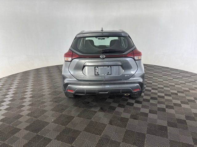 Used 2023 Nissan Kicks SV FWD image 6