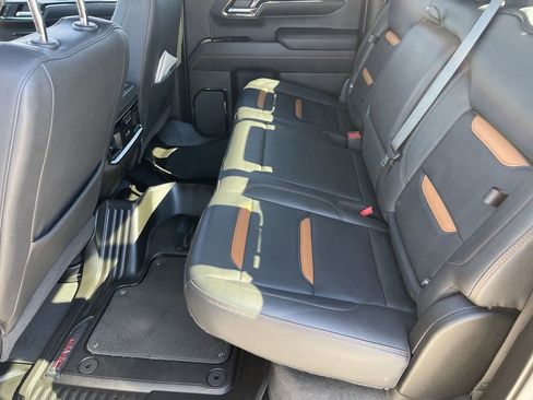 Used 2022 GMC Sierra 1500 AT4 w/ AT4 Premium Package image 26