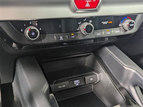 Used 2020 Kia Telluride LX image 19