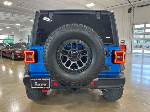 Used 2021 Jeep Wrangler Unlimited Rubicon w/ Xtreme Recon 35" Tire Package AWD/4WD image 7