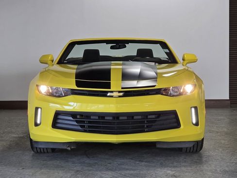 Used 2017 Chevrolet Camaro LT w/ Technology Package image 2
