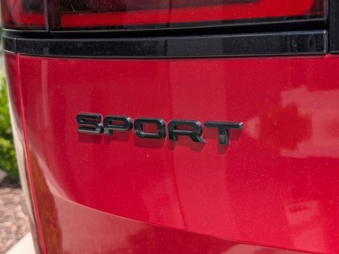 Used 2024 Land Rover Range Rover Sport Dynamic SE AWD/4WD image 32