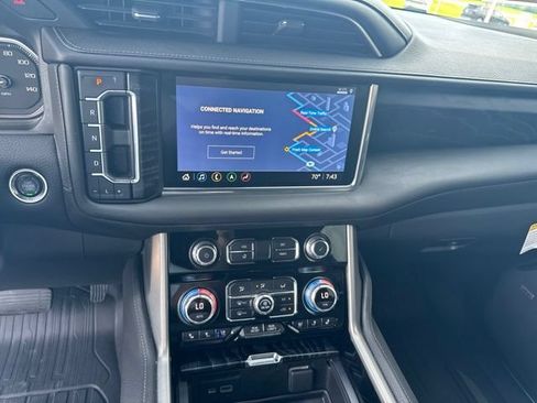 Used 2021 GMC Yukon Denali w/ Denali Premium Package AWD/4WD image 25