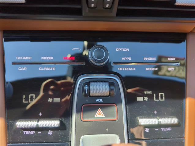 Used 2019 Porsche Cayenne AWD/4WD image 28
