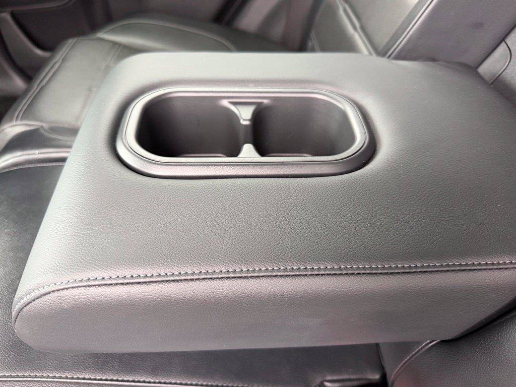 Used 2017 Honda CR-V Touring image 14