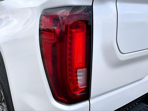 Used 2024 GMC Sierra 1500 Denali Ultimate AWD/4WD image 31
