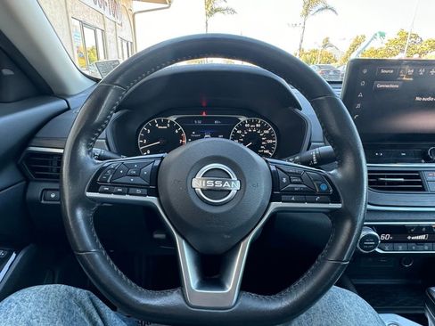 Used 2023 Nissan Altima 2.5 SL image 13