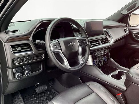 Used 2024 Chevrolet Tahoe Z71 w/ Luxury Package image 14