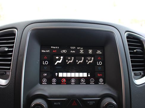 Used 2020 Dodge Durango SXT image 21