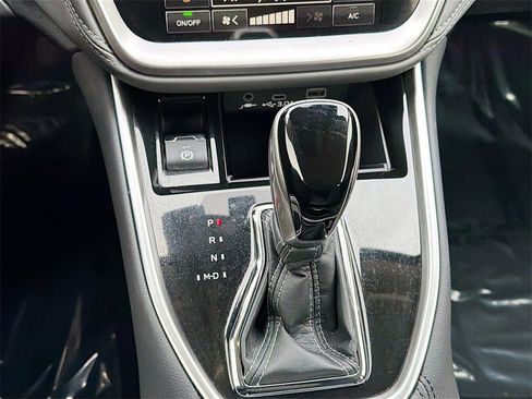 Used 2023 Subaru Outback Onyx Edition image 19