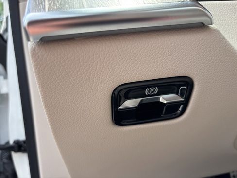 Used 2022 Mercedes-Benz S 580 4MATIC Sedan image 31