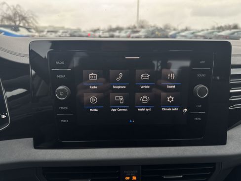 New 2026 Volkswagen Jetta SE image 14