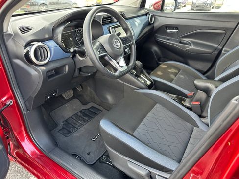 Used 2025 Nissan Versa SV w/ Trunk Package FWD image 11