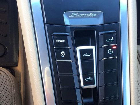 Used 2013 Porsche Boxster image 21