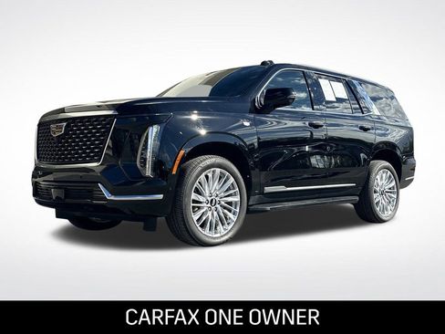 Certified 2025 Cadillac Escalade Premium Luxury image 2