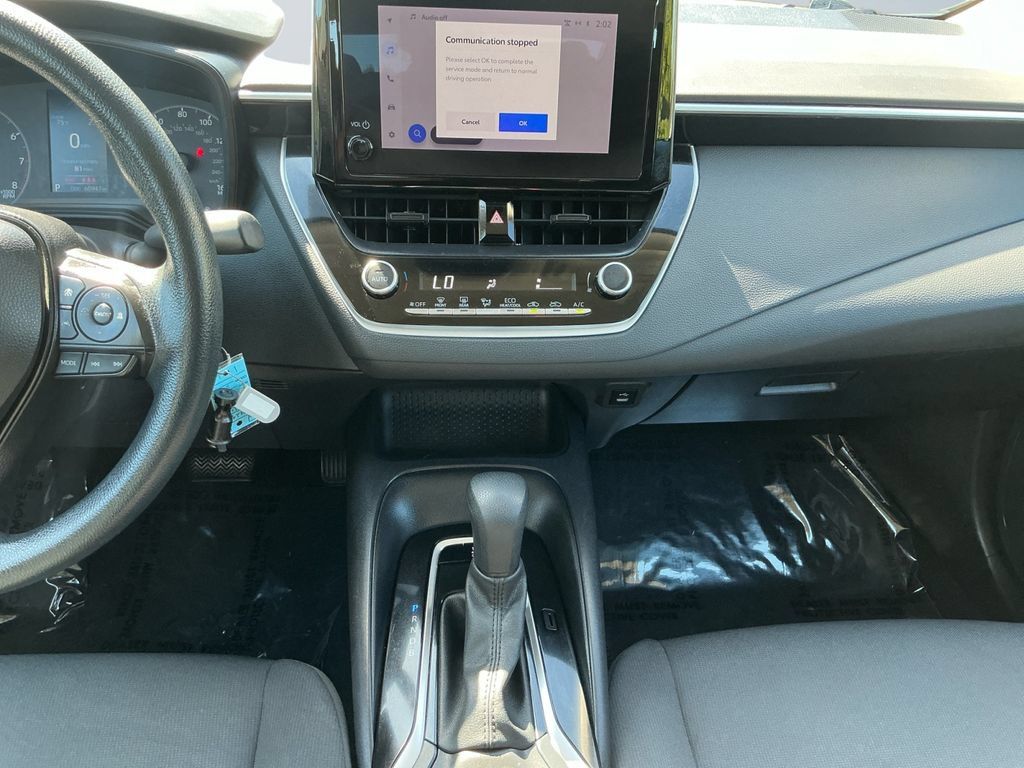Used 2023 Toyota Corolla LE FWD image 12