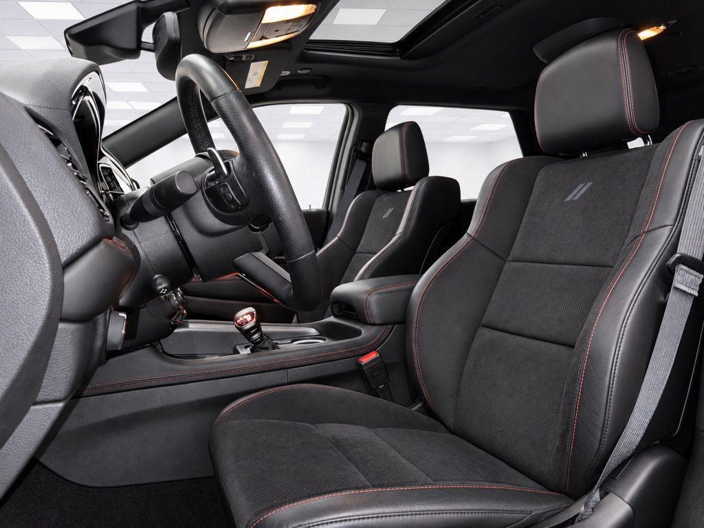 Used 2023 Dodge Durango R/T w/ Tow 'N Go Package AWD/4WD image 21