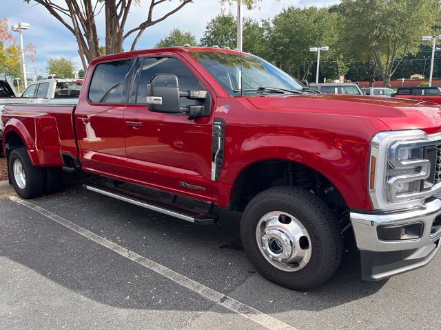 Used 2024 Ford F350 Lariat w/ FX4 Off-Road Package AWD/4WD image 2