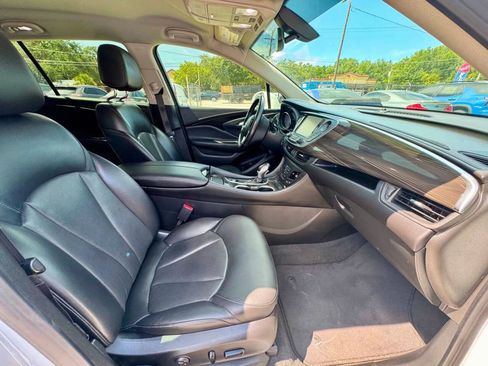 Used 2019 Buick Envision Essence FWD image 24