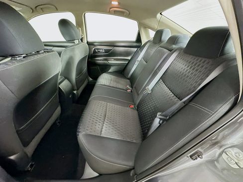 Used 2017 Nissan Altima 2.5 SV image 31