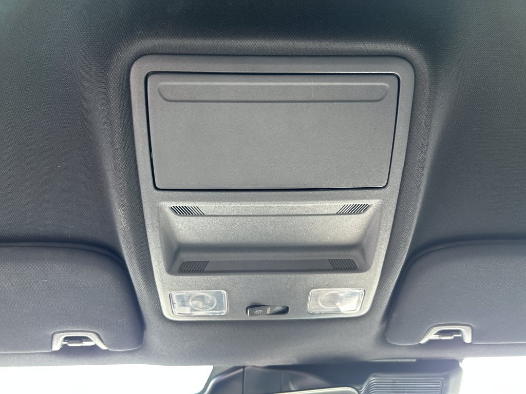 Used 2024 Ford Mustang Coupe RWD image 17