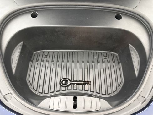 Used 2021 Tesla Model 3 Standard Range Plus image 26