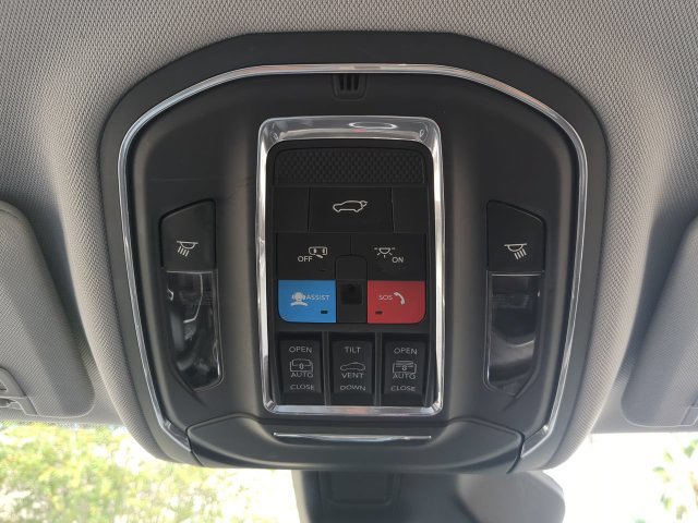 Used 2021 Jeep Grand Cherokee L Limited RWD image 26