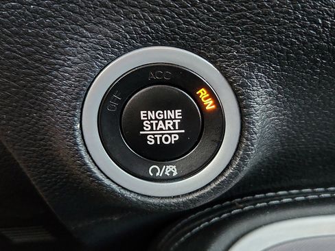 Used 2022 Dodge Challenger R/T Scat Pack image 16