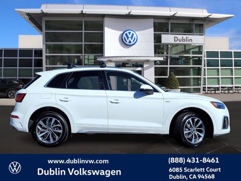 Used 2024 Audi Q5 2.0T Premium Plus image 3