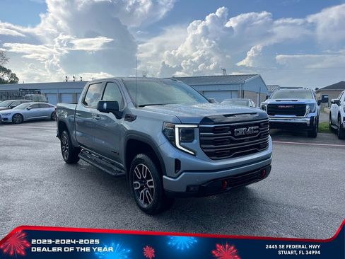 New 2026 GMC Sierra 1500 AT4 w/ AT4 Premium Package AWD/4WD image 2