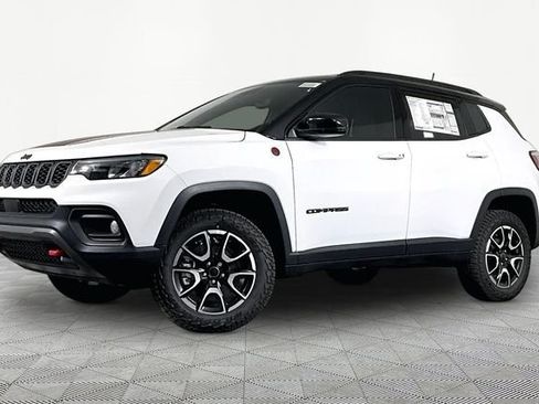 New 2026 Jeep Compass Trailhawk AWD/4WD image 1