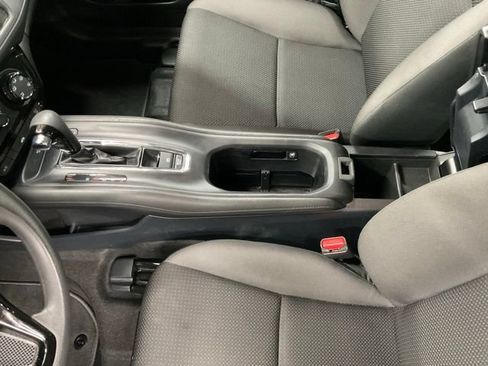 Certified 2022 Honda HR-V LX image 21