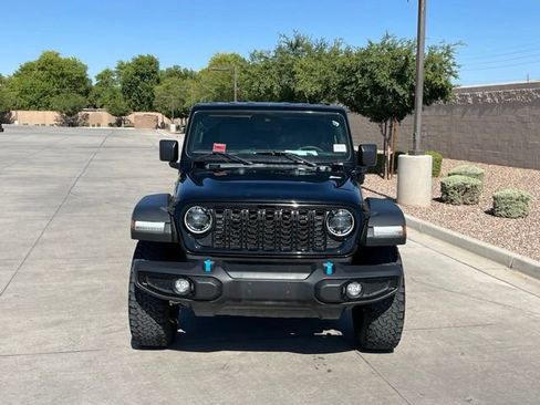 Used 2024 Jeep Wrangler Unlimited AWD/4WD image 4